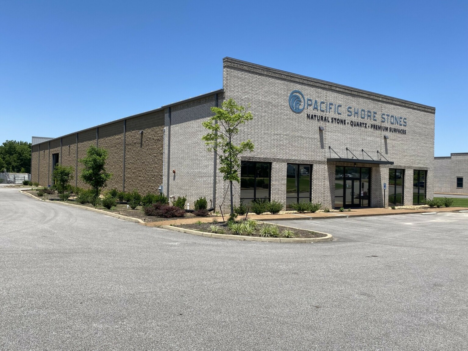 Hacks DeSoto Business Center Utley Properties