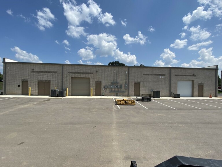 Hacks DeSoto Business Center Utley Properties